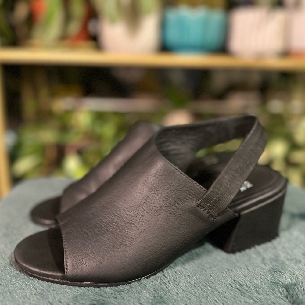 Eileen Fisher Leather Slingback Heeled Sandal Black
